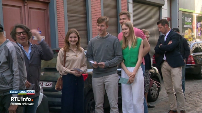 Les 4 enfants des souverains ont voté pour la première fois, à Laeken.