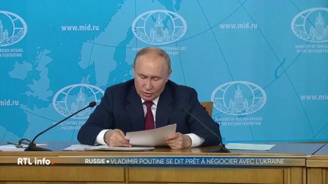 Vladimir Poutine a posé ses conditions pour négocier la paix en Ukraine