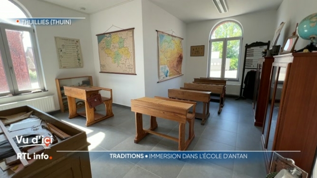 L'École d'autrefois reconstituée à la Maison de village de Thuillies