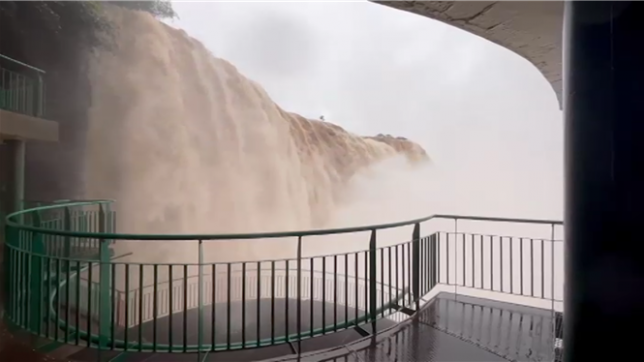 Les célèbres chutes d'Iguaçu 6 fois plus fortes que d'habitude