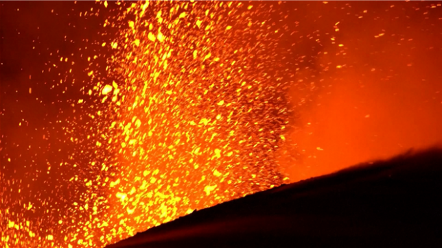 L'Etna, plus grand volcan actif d'Europe, est de nouveau en éruption