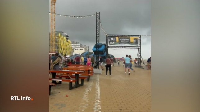 Une rafale de vent a emporté plusieurs châteaux gonflables à Nieuport