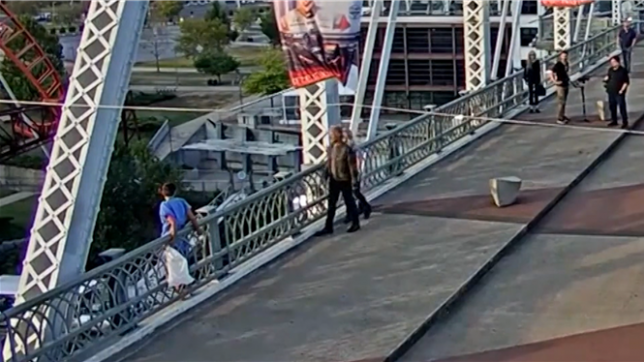 Jon Bon Jovi sauve une femme qui voulait se jeter d'un pont à Nashville