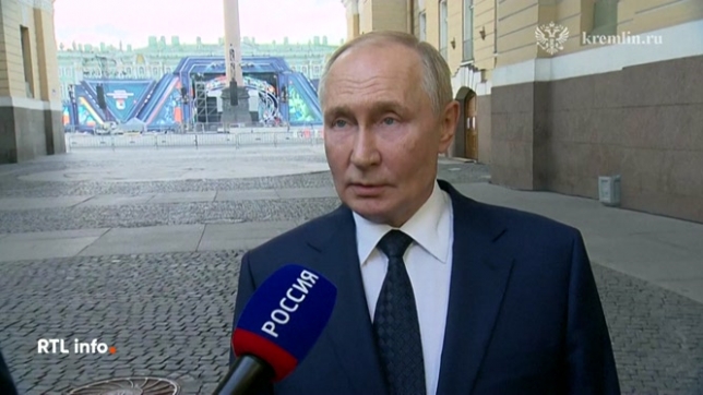 Guerre en Ukraine: Vladimir Poutine menace l'occident d'entrer en guerre