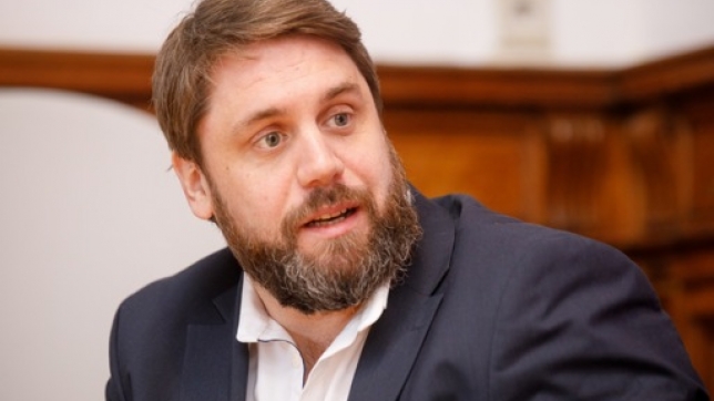 bec9f5d7-5e8d-42f2-be4f-76c0295772f3