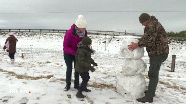 La neige est tombée en abondance en Afrique du Sud, des images rares