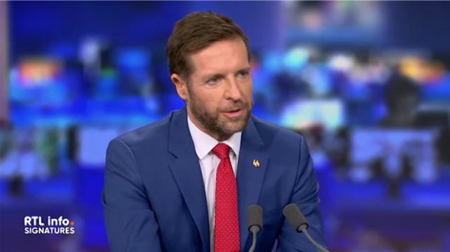 Nicolas Martin, bourgmestre de Mons et vainqueur dans son duel avec Georges-Louis Bouchez pour le mayorat, était l'invité du RTL info Signatures.