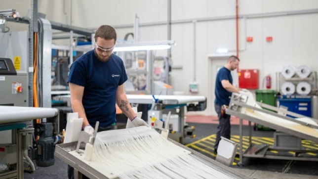 a015765b2ff4df906f6689cff2c23192eb2e3d50