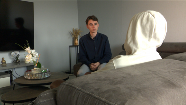 Jérémy, victime d'agression homophobe via une application de rencontre, met en garde: J’ai reçu un coup-de-poing, j’étais en black-out