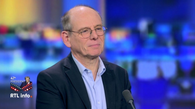 En plateau, Serge Jaumain, professeur d'Histoire contemporaine à l'ULB et spécialiste des Etats-Unis, évoque la défaite cuisante de la candidate démocrate Kamala Harris face à Donald Trump.