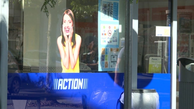 Les magasins discount pullulent en Belgique. Prix bas, produits et offres attractives, quelle est la recette du succès de ces boutiques devenues incontournables ?