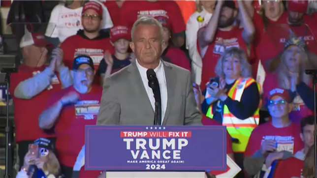 Donald Trump poursuit la formation de son gouvernement avec des nominations controversées, privilégiant la loyauté et la rupture. Le président élu a annoncé jeudi la nomination de Robert F. Kennedy Jr, figure anti-vaccins, au ministère de la Santé.