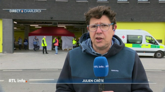 Le Grand Hôpital de Charleroi procède aujourd'hui à son grand déménagement vers le nouveau site des Viviers. 400 patients de 5 hôpitaux différents doivent être installés sur ce seul et unique site dans une organisation quasi miliaire.
