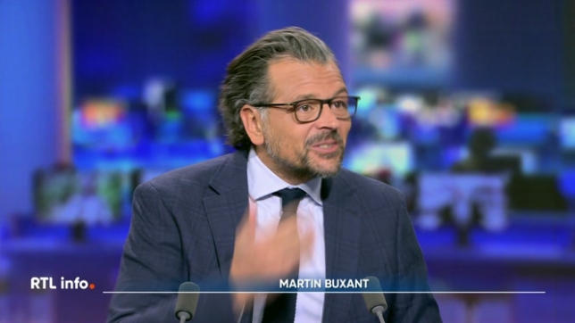 Invité du RTLinfo 13h., Martin Buxant explique pourquoi il a invité ce dimanche Wlly Demeyer, le bourgmestre de Liège.