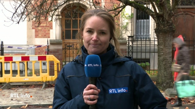 En direct d'Ixelles, Charlotte Simonart évoque les propos de l'auteur présumé des faits, un agent immobilier âgé de 54 ans, qui aurait expliqué ses motivations. Le suspect a été inculpé du chef d'assassinat et a été placé sous mandat d'arrêt.