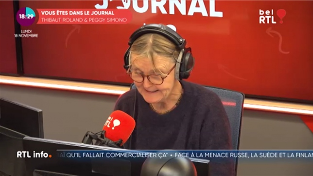 es groupes de jeunes avaient au cours des derniers jours menacé à de multiples reprises le personnel de la FNAC affirmant qu’il était interdit de prononcer le nom d’Allah et que ce livre devait impérativement être retiré des rayons.