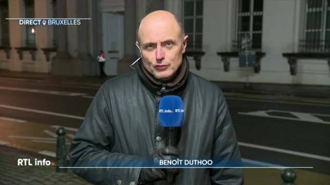 En direct de Bruxelles, Benoit Duthoo explique que les 5 partis de l'Arizona se sont encore retrouvés aujourd'hui pour tenter de boucler un accord de gouvernement au fédéral et qu'il a été question des soins de santé.