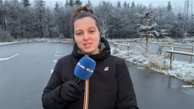 Une fine couche de neige est tombée près du signal de Botrange ce mercredi matin. Elle pourrait arriver sur d'autres régions aujourd'hui.