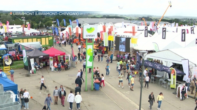 Des dépenses non conformes ont été constatées au sein de la société qui organise la Foire Agricole et Forestière de Libramont. Un accord à l'amiable a été conclu pour éviter un procès. Il prévoit que les 850.000 € dus par Foire à la région wallonne seront déduits des prochaines subventions.