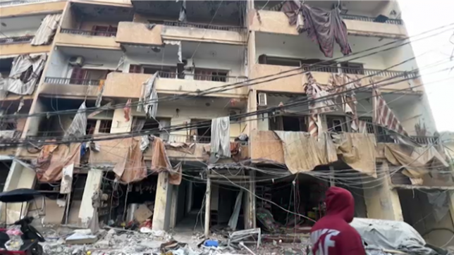 Après des appels à évacuer, l'armée israélienne a bombardé des immeubles dans la banlieue sud de Beyrouth.