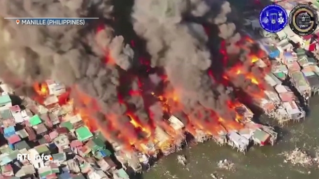 Violent incendie dans un bidonville de Manille, aux Philippines