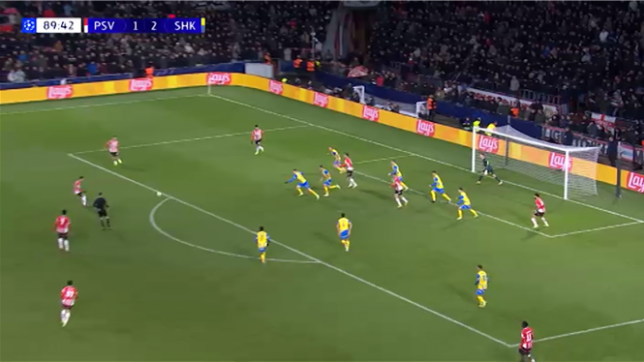 Le magnifique but de Malik Tillman pour le PSV face au Shakhtar Donetsk