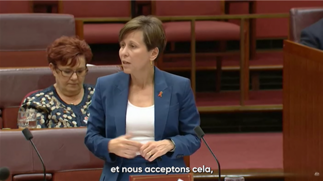 L'Australie interdit l'accès aux réseaux sociaux aux moins de 16 ans.