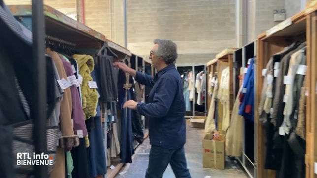 Le parc de la Tannerie, à l'entrée de la forêt d'Anlier, est rénové. Les costumes de l'Opéra de Liège sont mis en vente. Et puis la patinoire est de retour sur la place Léopold à Arlon pour la période de Noël.