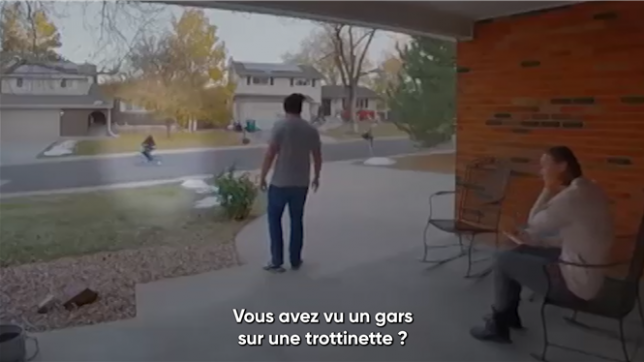 Un policier de Lone Tree, dans le Colorado, a fait plus que son devoir lorsqu'il a utilisé un vélo d'enfant pour poursuivre un suspect le samedi 23 novembre dernier. Les images viennent d'être divulguées.