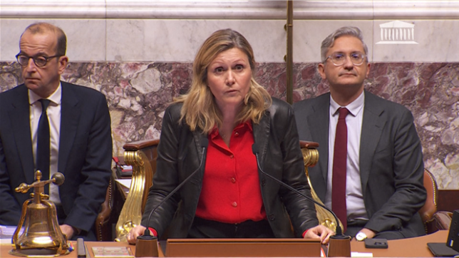 Yaël Braun-Pivet, Présidente de l'Assemblée nationale française: La motion de censure est adoptée