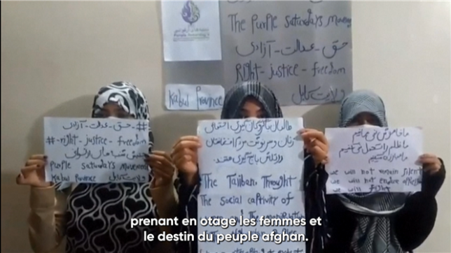 Les Afghanes, bannies des universités depuis deux ans par les autorités talibanes, pourraient bientôt ne plus pouvoir aller dans les écoles d'infirmières et de sage-femmes. Selon une source au sein du ministère de la Santé, les directeurs d'établissement ont été informés lors d'une réunion que les femmes ne pouvaient plus étudier dans leurs instituts.