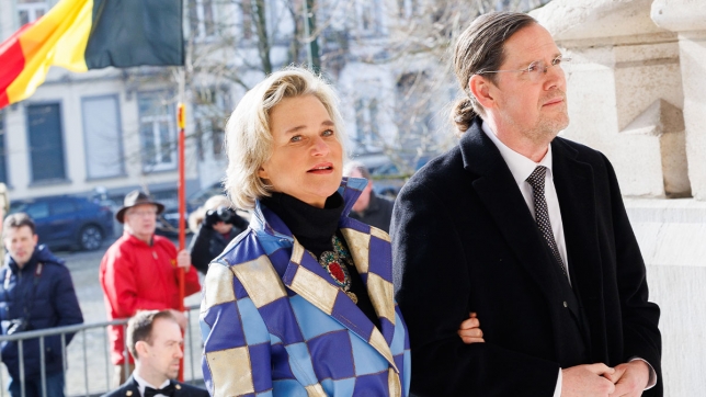 Les enfants de Delphine s'appellent désormais aussi "Saxe-Cobourg"