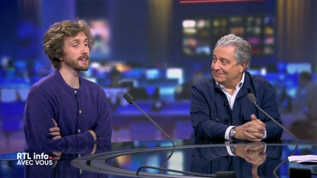 Christian Clavier et Baptiste Lecaplain dans le RTL info Avec Vous du 12 décembre 2024