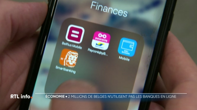 Cela concerne surtout les plus de 75 ans. Ils ne vont pas sur l'application ou sur le site internet de leur banque, et ce malgré la disparition progressive des agences.