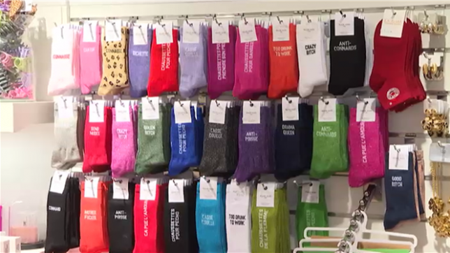 Une marque de chaussettes fait fureur à l'approche des fêtes.