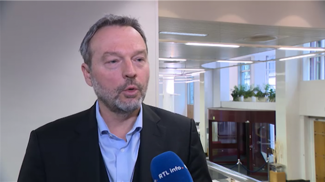 Interview de son gouverneur, Pierre Wunsch.