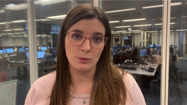 Martin se retrouve à trois jours de l'échéance de leur bail sans solution de relogement. Six mois après l'emménagement, la propriétaire leur a donné congé et ils s'inquiètent désormais d'une éventuelle expulsion avec l'intervention de la police.