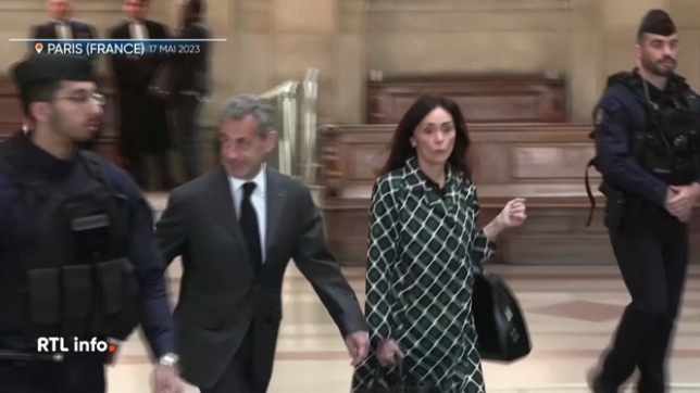 Nicolas Sarkozy devra porter un bracelet électronique pendant un an