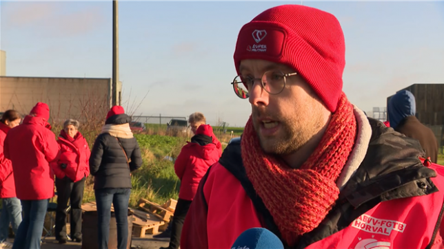 C'est l'apéro: deux dépôts Aldi bloqués, d'autres actions pourraient être organisées.