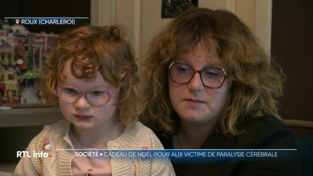 La semaine dernière, les parents d'Alix avaient fait part des difficultés de financer la thérapie nécessaire à leur fille car aucun remboursement médical n'est prévu. Mais ça, c'était avant un petit miracle de Noël. Rencontre.