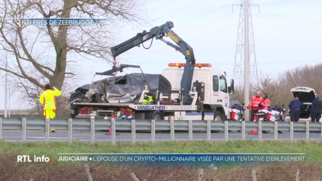 Hier, une course poursuite sur l'autoroute s'est conclue par un accident et une arrestation spectaculaire près de Bruges. A bord du véhicule, 4 hommes et une femme dont l'enlèvement était présumé. Selon Sudinfo, la victime kidnappée serait l'épouse d'un magnat des cryptomonnaies.