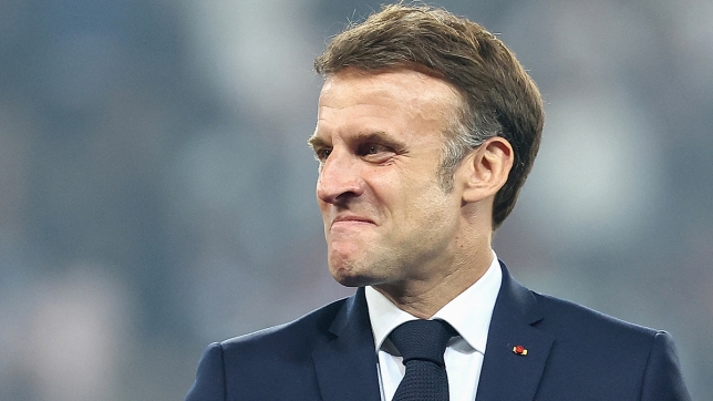 Emmanuel_Macron_FIFA