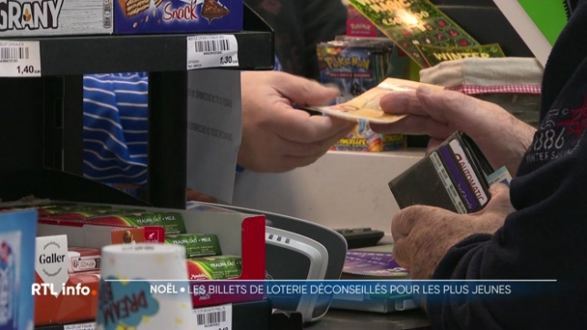 Depuis plusieurs années déjà, de nouveaux cadeaux ont fait leur apparition aux pieds des sapins et parfois sur leurs branches, ce sont des pochettes de jeux à gratter de la loterie nationale.