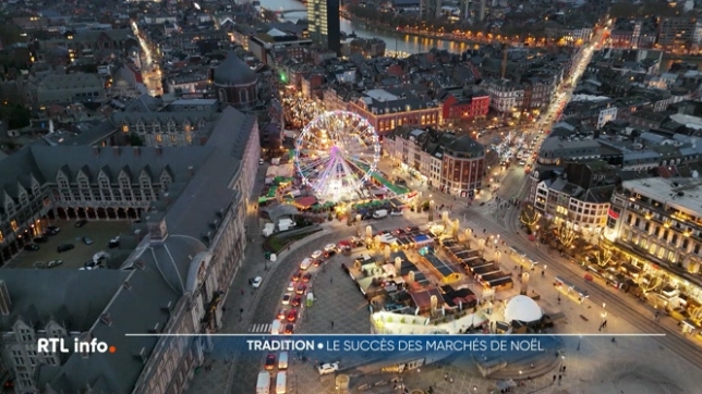 Chaque ville possède un marché de Noël et tente de se démarquer des autres avec des produits et une ambiance qui lui sont propres. Une certitude, ces marchés attirent les Belges. Que ce soit en France, aux Pays-Bas mais aussi en Belgique, tentons de comprendre ce qui fait leur succès.