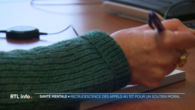 Sur le plan mental, les fêtes de fin d'année sont parfois très compliquées pour certains, parce qu'elles peuvent réveiller des sentiments de solitude ou d'angoisse. Le numéro 107 du service télé-accueil reçoit, en ce moment, beaucoup plus d'appels que d'habitude.