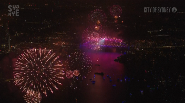 Voici le feu d'artifice tiré à Sydney pour le passage à la nouvelle année.