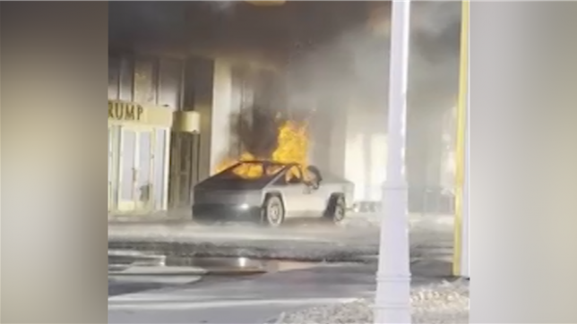 Une enquête a été ouverte à la suite de l'explosion d'un Tesla Cybertruck devant l'hôtel Trump à Las Vegas afin de déterminer s'il pourrait s'agir d'un acte terroriste, a indiqué le FBI lors d'une conférence de presse mercredi.