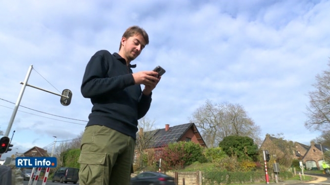 Thomas nous a contactés via le bouton orange Alertez-nous. Il note que le réseau téléphonique est très mauvais dans sa commune, Grez-Doiceau. Françoise, qui vit également là, fait le même constat. Il semblerait que les habitants de Louvain-la-Neuve rencontrent également des problèmes. S'agit-il d'un phénomène global? Y a-t-il une explication?