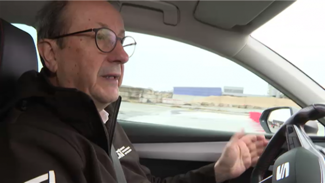 La neige et le verglas peuvent être très dangereux sur les routes, si pas mortels. Pour éviter les accidents, il convient d'être extrêmement vigilants et d'appliquer quelques conseils.