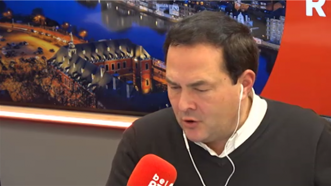 A l'aéroport pas de grosses perturbations à Bruxelles sauf quelques retards redoutés. Prenez donc vos dispositions en partant plus tôt. A Charleroi, aucun avion n'a pu attérir hier durant 3h. Ils ont tous été déviés vers d'autres aéroport. Le vol de Soraya en provenance de Tenerife a été dévié de Charleroi, à Bruxelles. Elle a longuement attendu un autocar promis par ryanair... avant finalement de prendre un taxi à ses frais. Elle nous livre ce matin son témoignage.